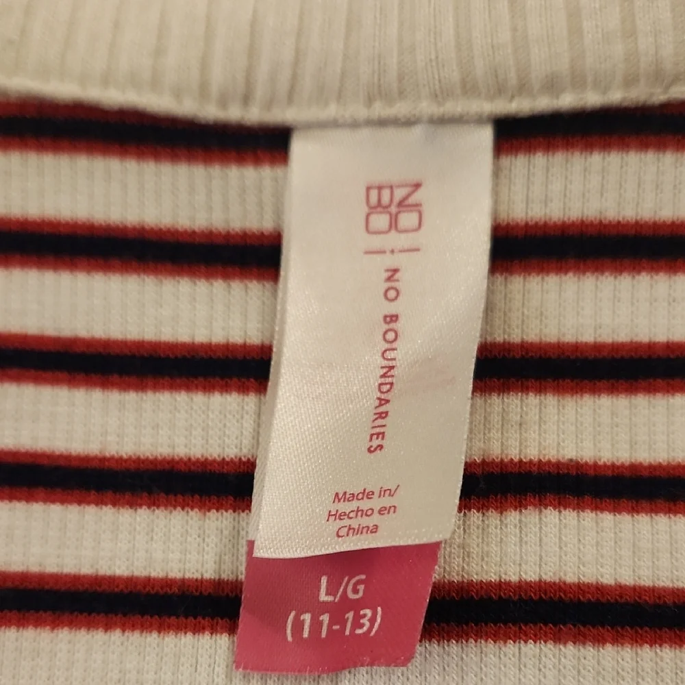 Striped Tops Women's Size Large - Picture 8 of 8